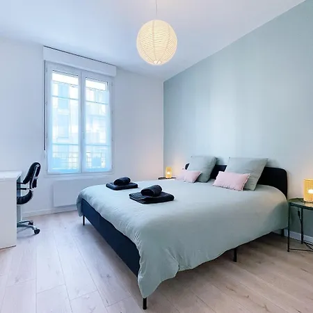 Le - 6 Voyageurs En Hyper Centre-ville Avec Wifi Reims