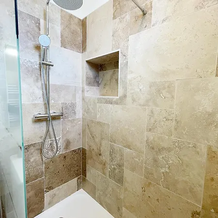 Le - 6 Voyageurs En Hyper Centre-ville Avec Wifi