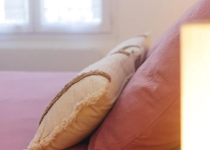 Le - 6 Voyageurs En Hyper Centre-ville Avec Wifi Reims